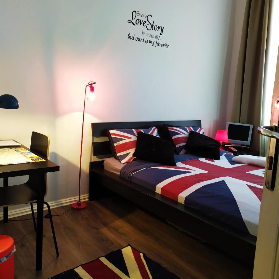 ++ Hip, Chill Berghain With Breakfast ++ Accommodatie bij particulieren *